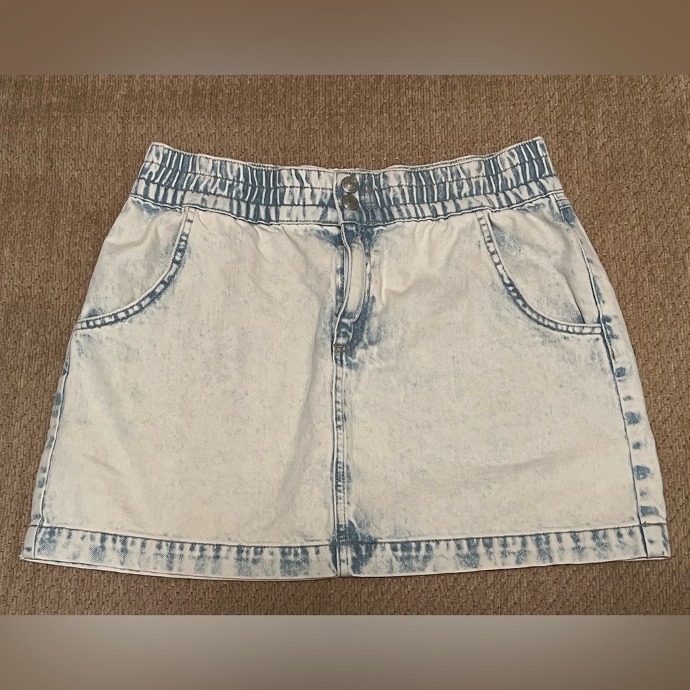 Urban Outfitters Light Blue and White Mini Skirt